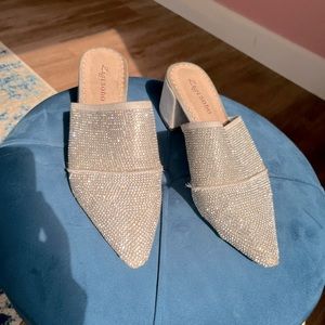 💎 ZIGI SOHO 💎 Gray/ Silver, rhinestone, low- heel, mules